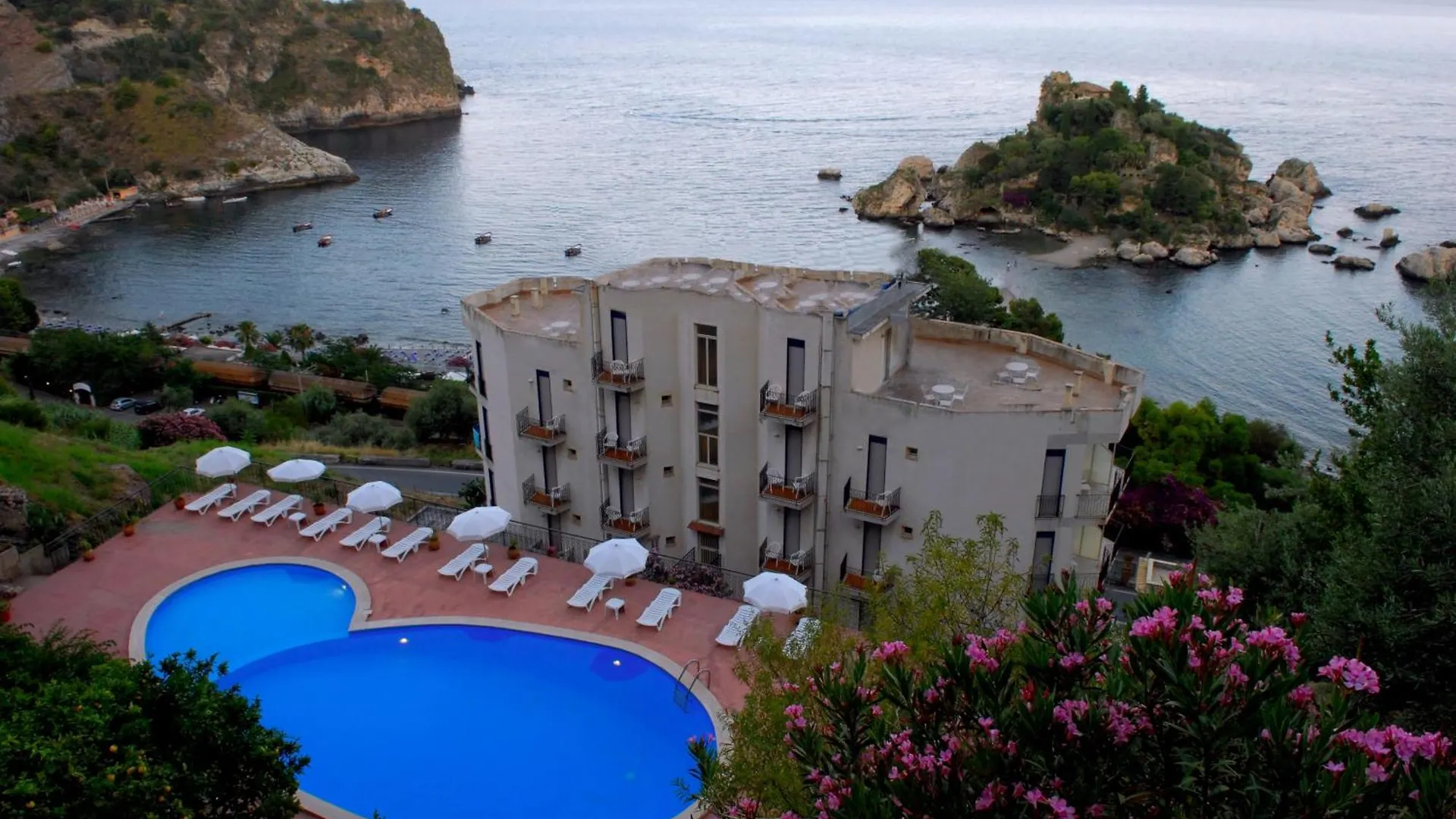 Hotel Isola Bella location
